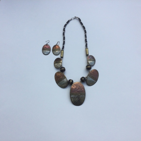 Vintage Mixed Metal Statement Necklace & Earrings - Picture 2 of 7